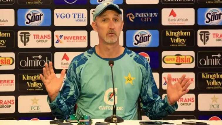 Pakistan’s coach quits ahead of Test series against SA