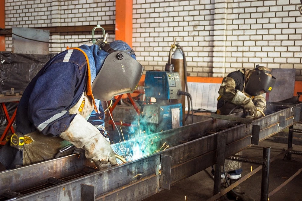 PMI figures show manufacturing sector still under strain
