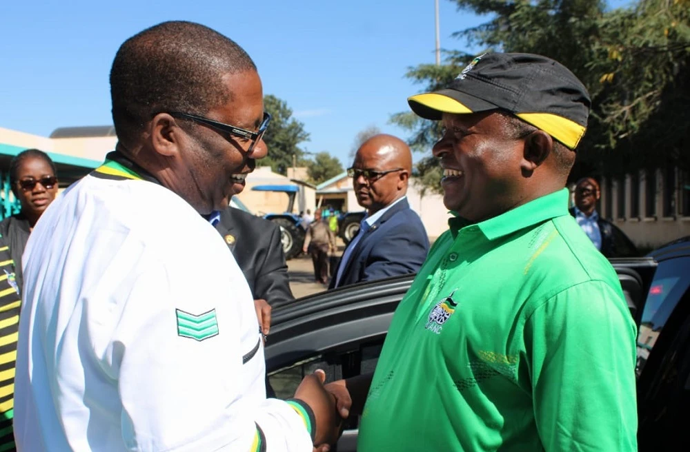 Lesufi says he feels ‘orphaned’ by Mabuza’s passing