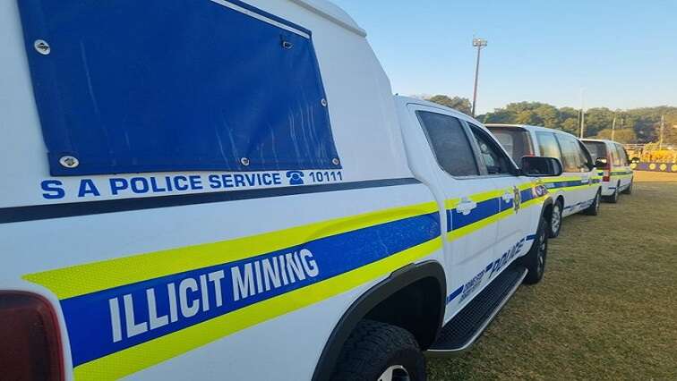 Police discover body at mineshaft in Stilfontein