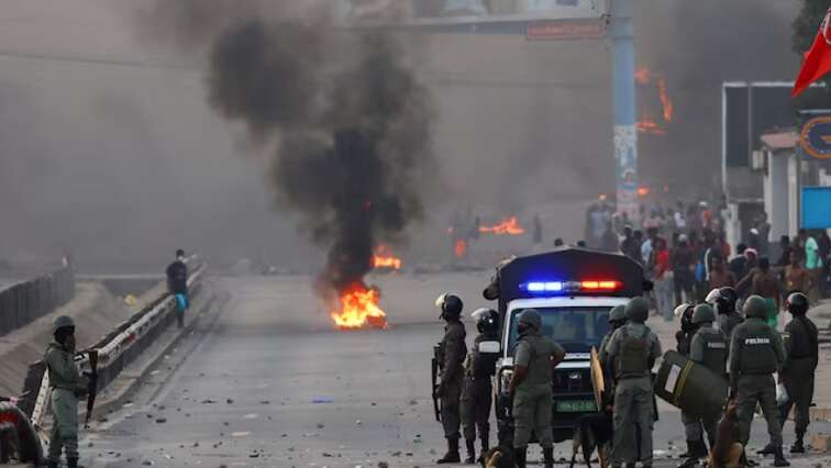 Tensions in Mozambique causing disruptions at Lebombo border