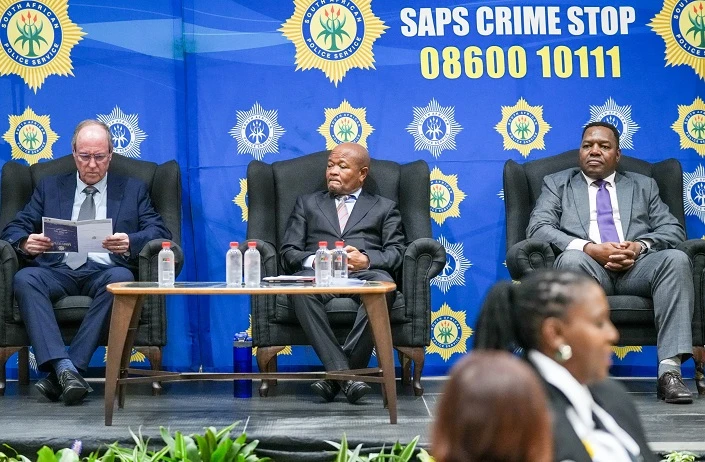 Police union urges ‘practical, enforceable’ resolutions from Summit