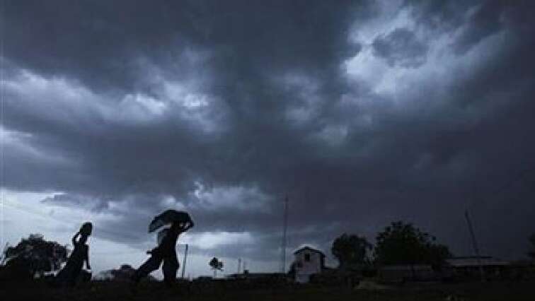 Heavy rains, thunderstorms expected to hit KZN and EC