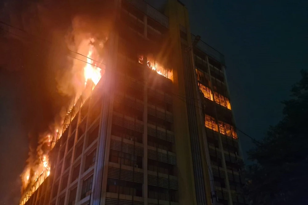 Government promises to maintain services after Botha Sigcau fire