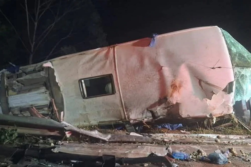 Limpopo MEC saddened by deadly N1 bus crash near Louis Trichardt