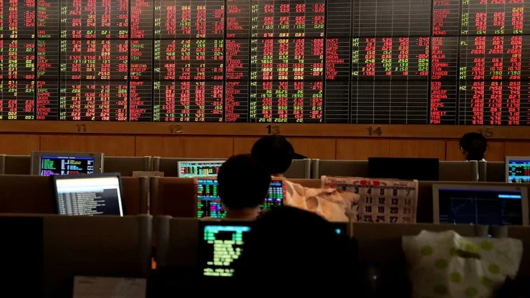 Asia stocks suffer limited losses as US dollar, bonds buckle