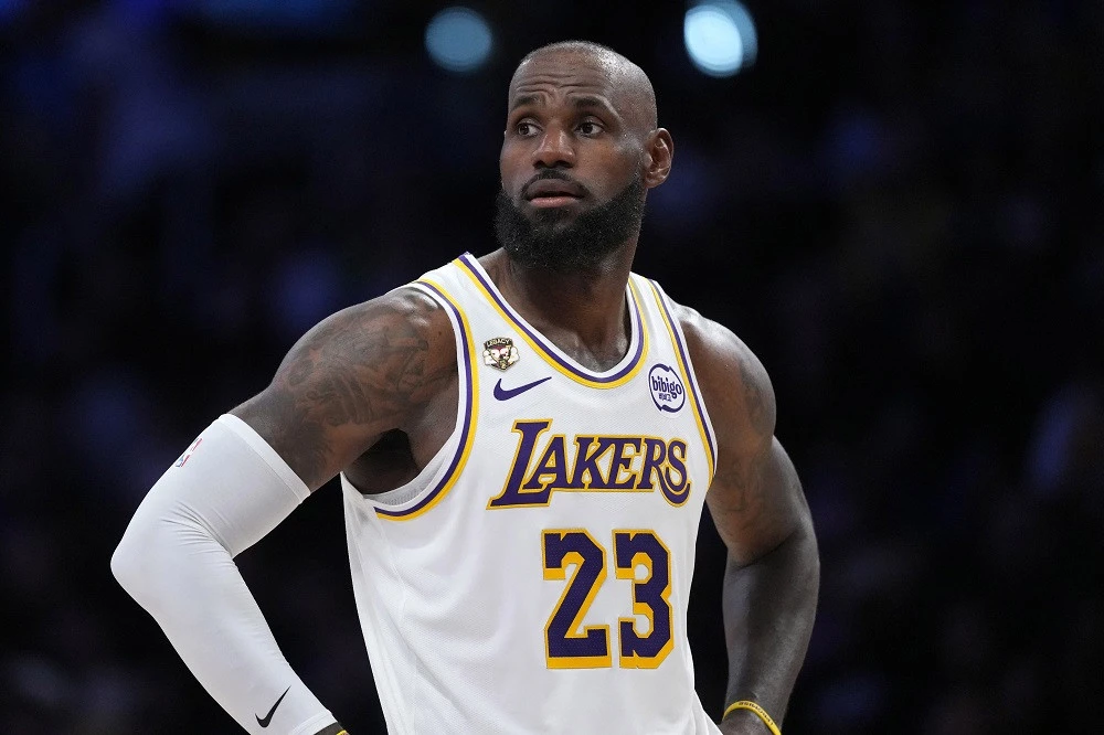 Retirement an option on table for Lakers’ LeBron James: Report