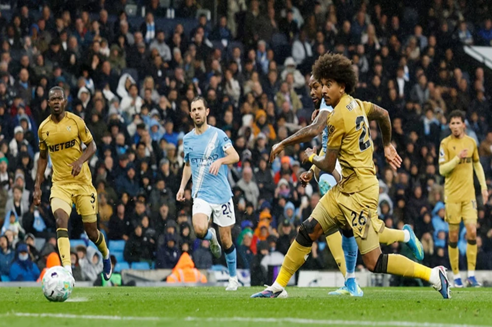 City slice Arsenal’s league lead to 2 points with 3-0 win over Palace