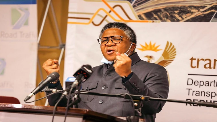 Mbalula welcomes swift response in KZN crash between trucks, taxi