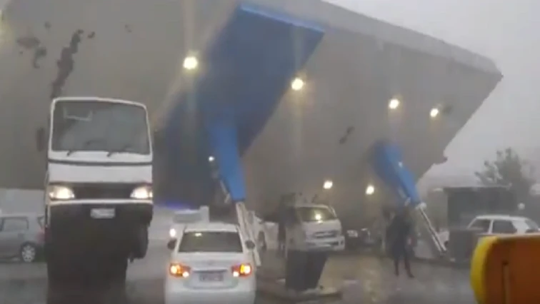 Petrol station roof collapses on three vehicles in Sharpville