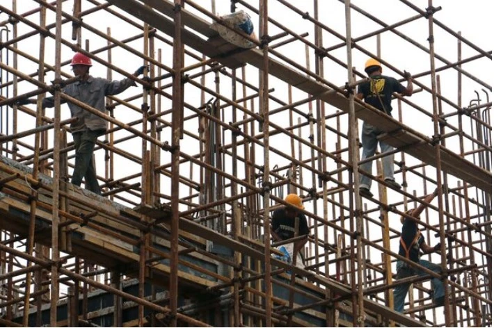 SA will feel little impact from China steel pause: Economists