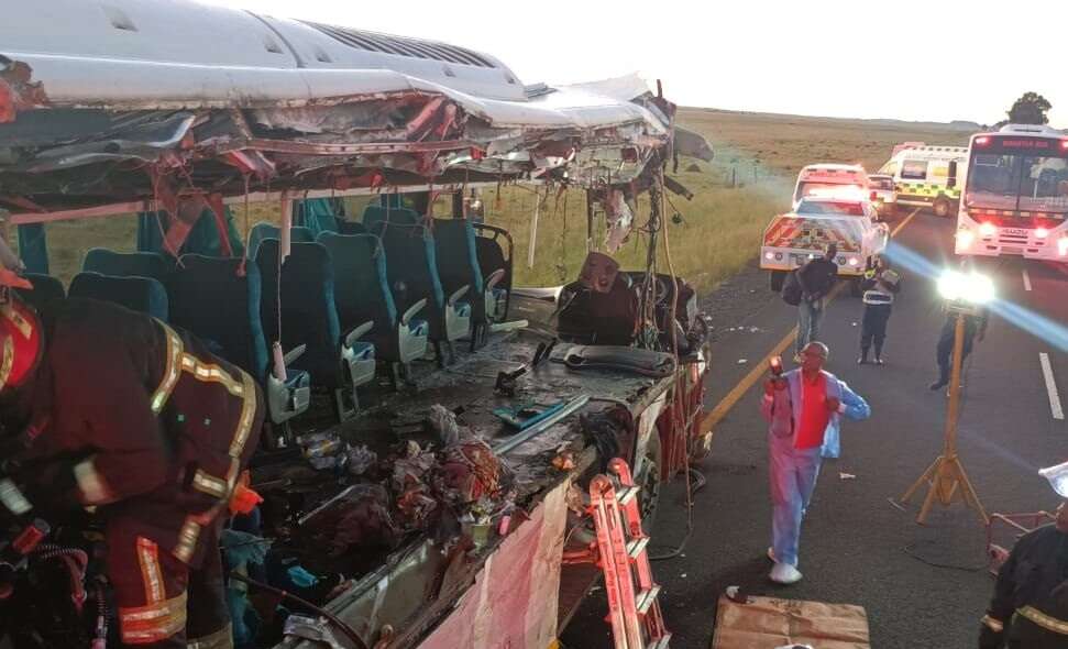 Death toll rises to 10 in Free State bus and truck collision