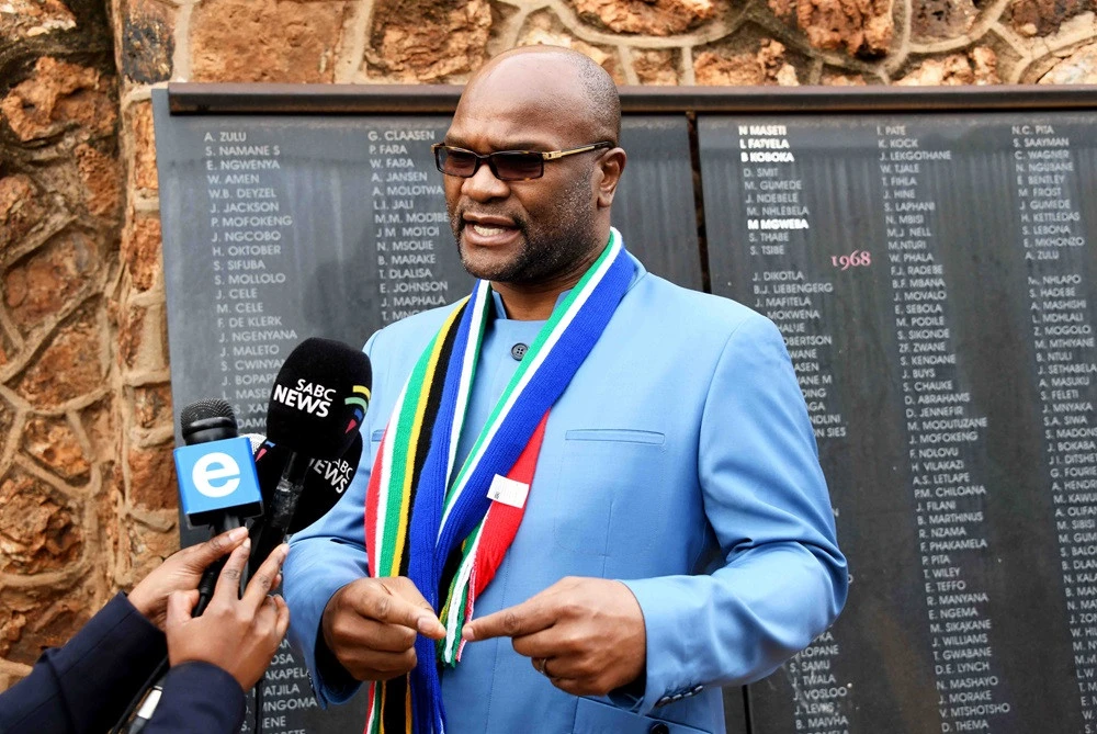 EFF’s Niehaus questions circumstances surrounding Mthethwa’s death