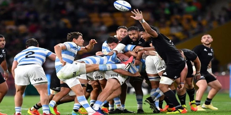 The Pumas celebrate victory beating New Zealand 29-23