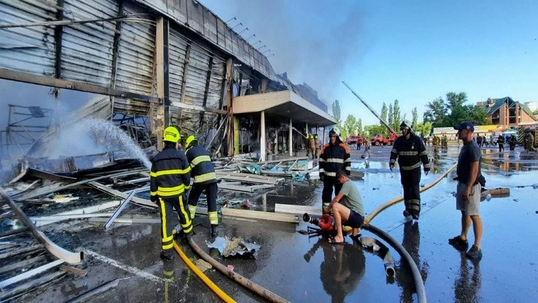 Russia attacks gas facilities in Poltava Oblast for second day