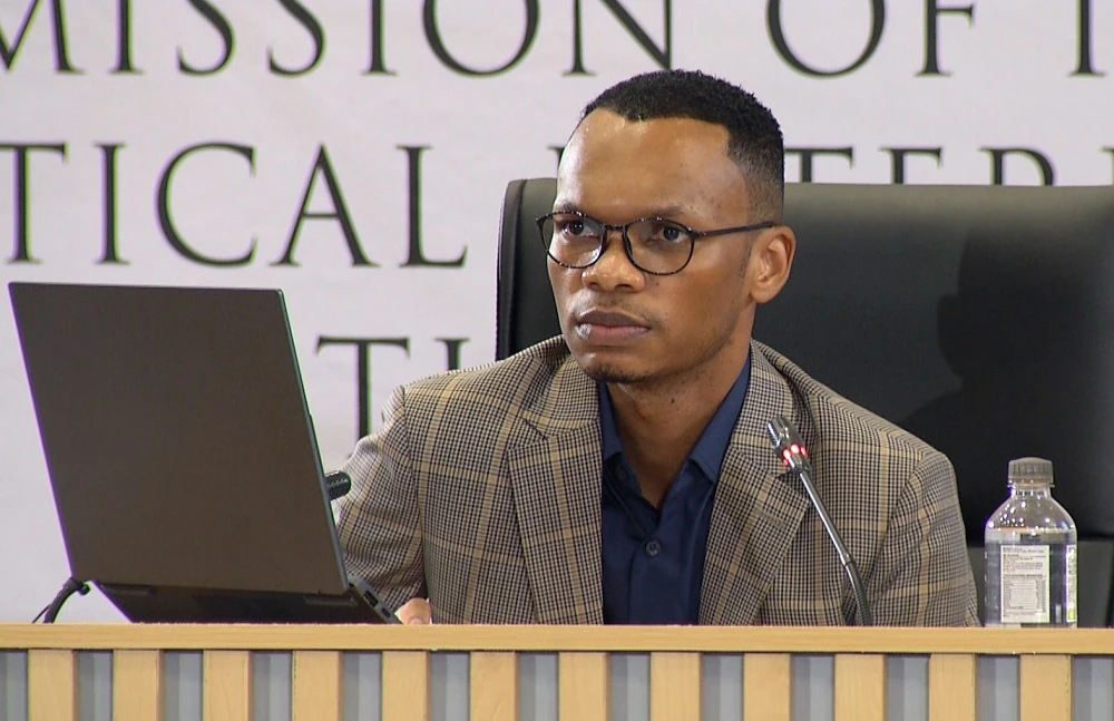 Mnisi denies influencing tender bidding processes for Tshwane