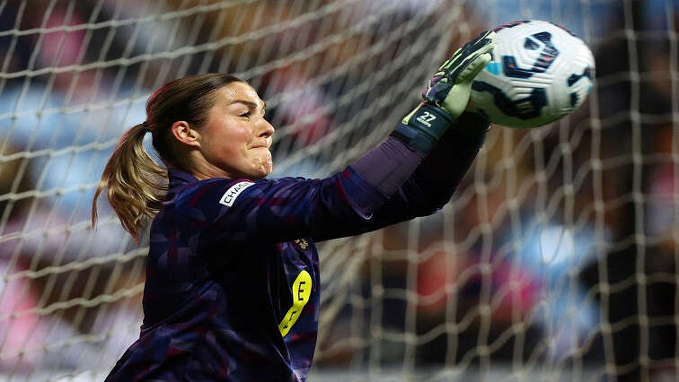 Earps makes history as Madame Tussauds’ first female footballer