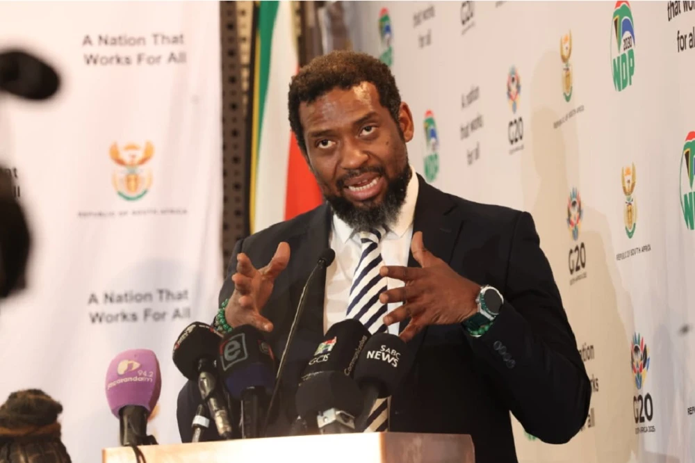Manamela sets up war room ahead of 2026 academic year