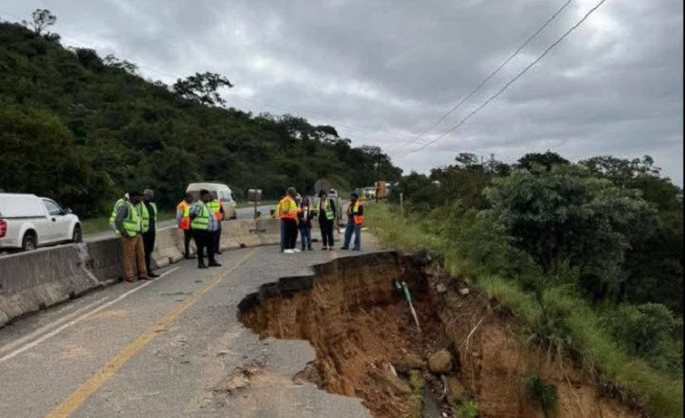 KaHhoyi residents stranded as damaged road halts transport