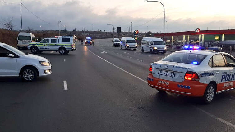 SAMWU workers continue strike over R10.3 billion back pay