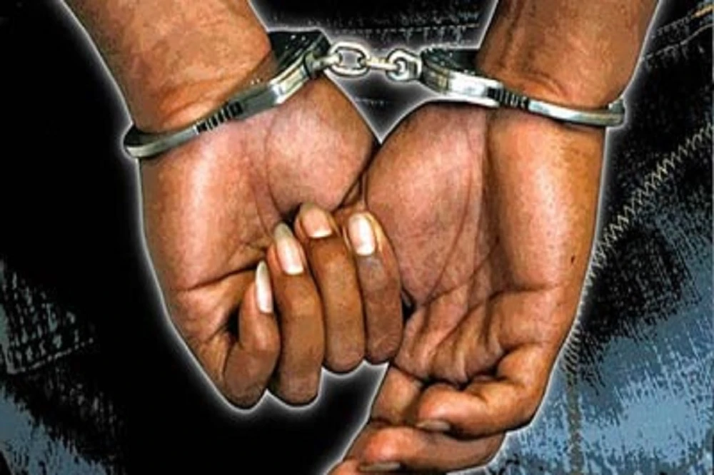 Two suspects nabbed for possession of prohibited guns and ammunition