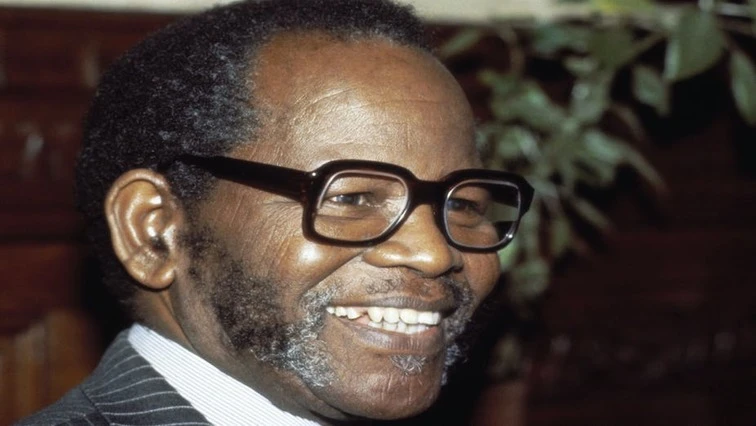 LIVE | President Cyril Ramaphosa unveils OR Tambo bronze statue