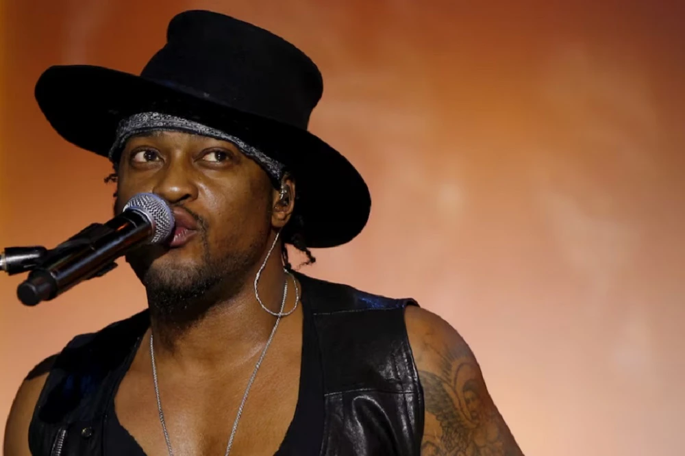 D’Angelo, trailblazing neo-soul singer, dies at 51, reports say