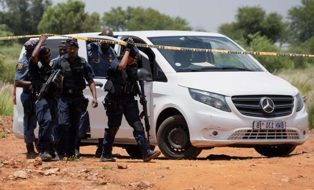 Manhunt under way for alleged Stilfontein illegal mining kingpin