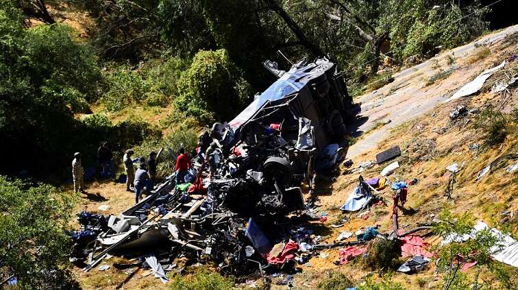 Bus crash in central Mexico kills 19 people