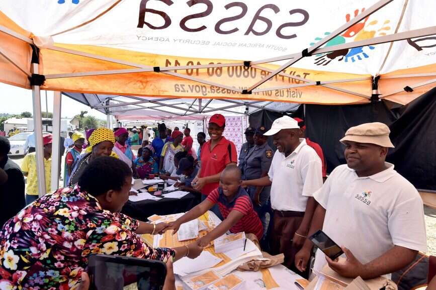 Organisation calls for extension for SASSA gold card replacement