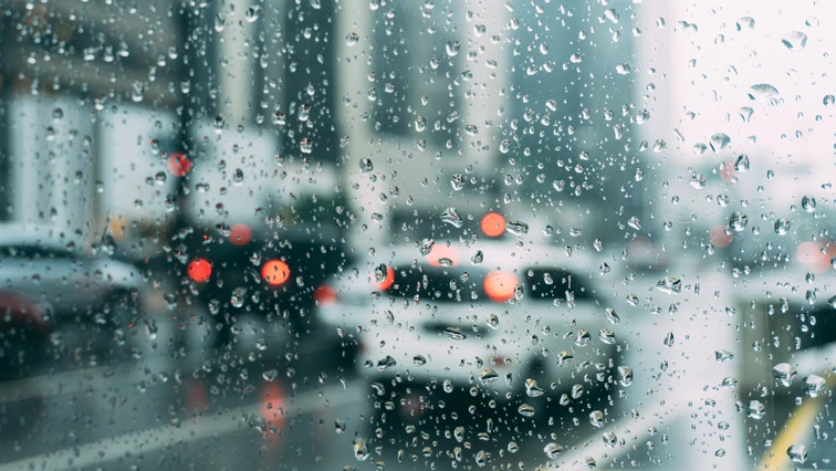 Holidaymakers urged to exercise caution on wet roads