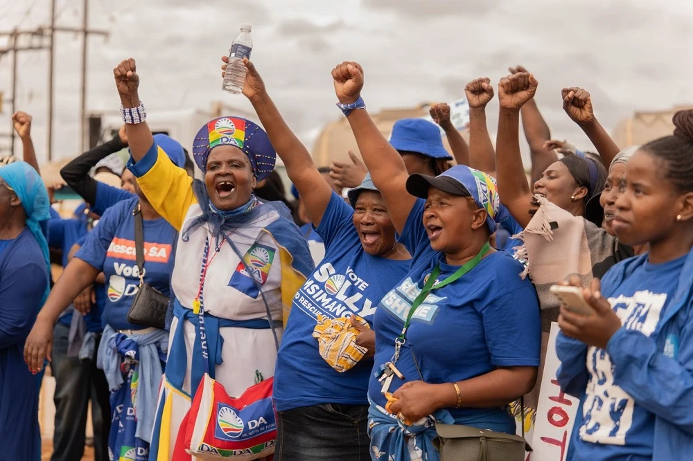 DA calls for urgent intervention for officers who abuse authority