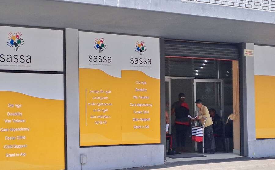 Grant beneficiaries in Cape Town frustrated by SASSA card process