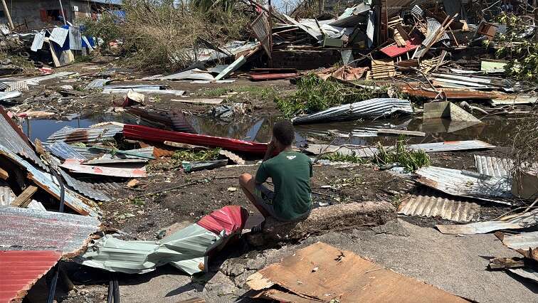 Mayotte authorities fear hunger; death toll rises in Mozambique