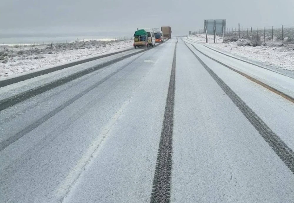 SAWS issues level 2 disruptive snow warning for KZN Midlands