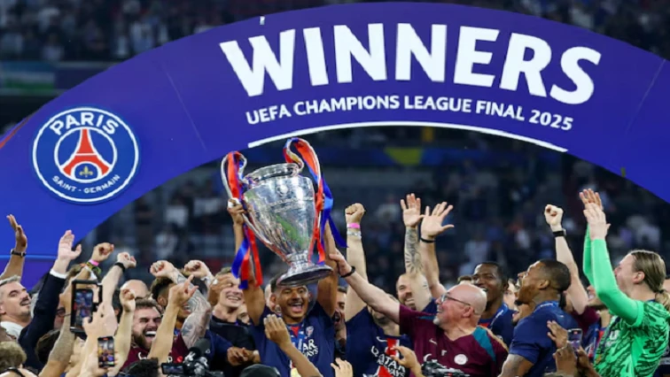 PSG fans invade pitch for souvenirs after Champions League triumph