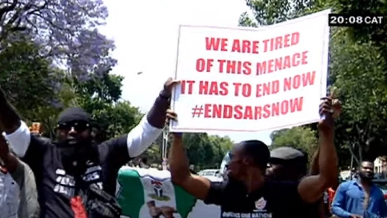 Unrest flares again in Lagos after civilians fired on in anti-police demonstrations