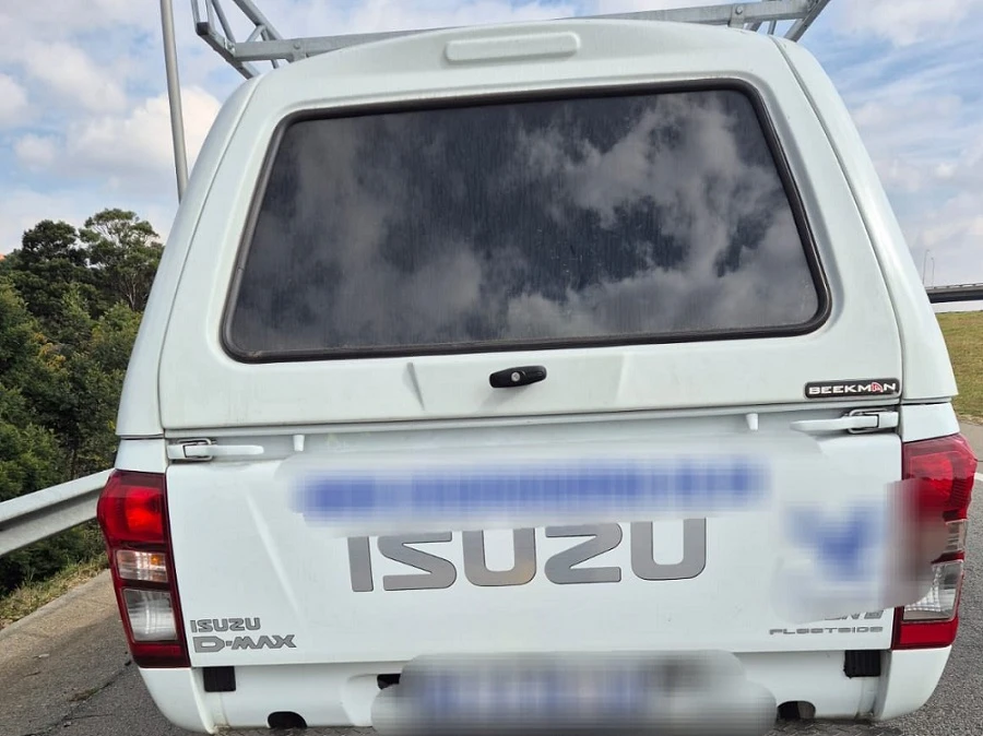 Suspect killed in Joburg after police shootout following hijacking