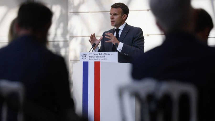 Koronawirus we Francji. Prezydent Macron zaszczepiony przeciw COVID-19