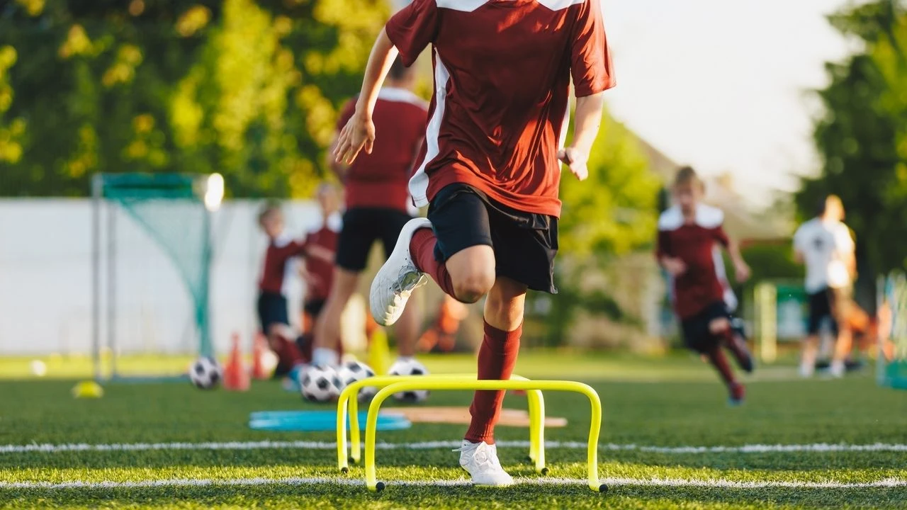 Pedofil na obozie sportowym? Opiekun dzieci usłyszał zarzuty