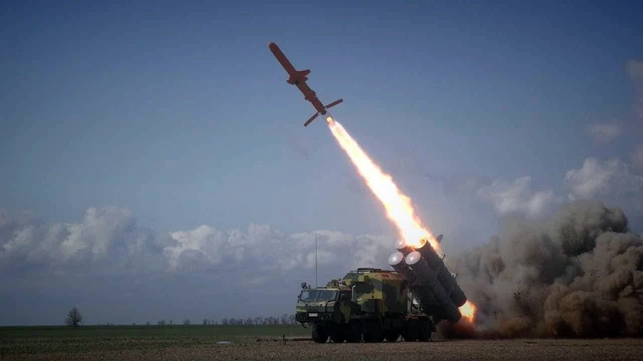 Długi Neptun w akcji. Ukraina dysponuje rakietą o imponującym zasięgu