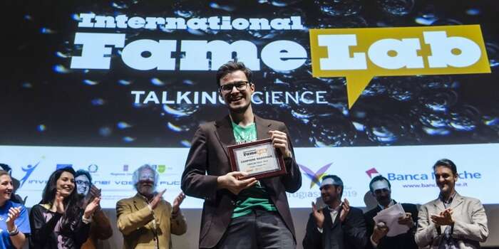 FameLab, il talent show della scienza, entra nel vivo