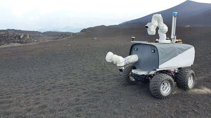 L’Etna come la Luna, sul vulcano i test del rover dell’Esa