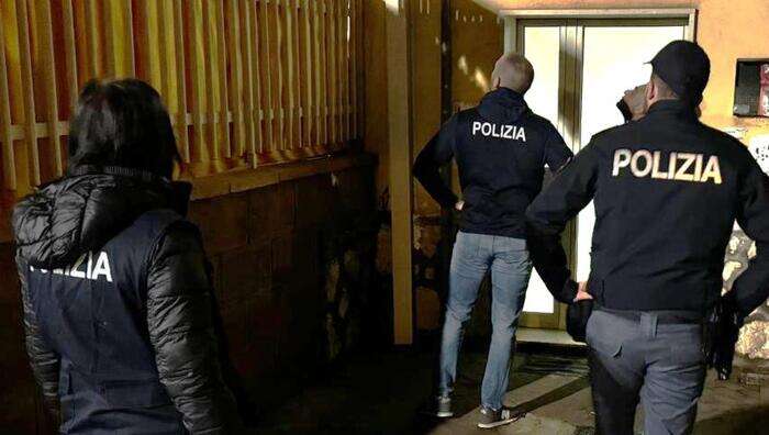 Ferito in rissa a Treviso, perquisizioni polizia a 8 giovani