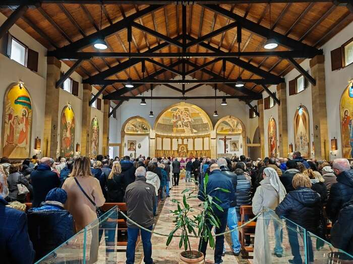 Celebrati i funerali di don Francoforte, parroco di Brancaccio