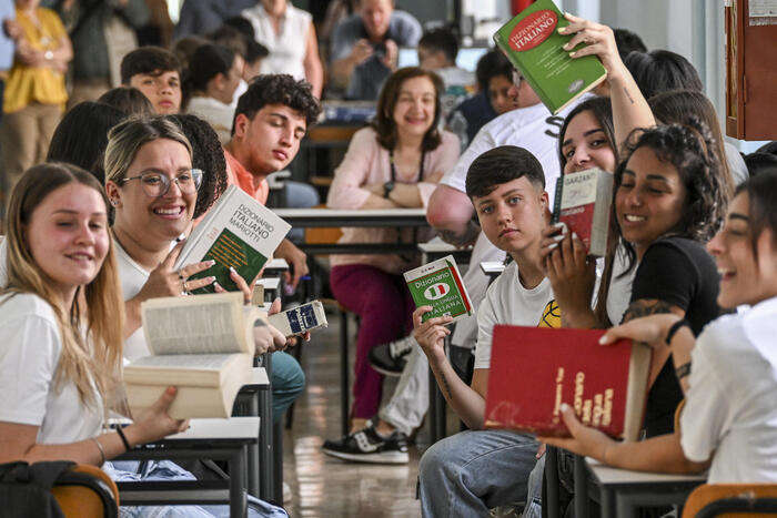 Al via iscrizioni a scuola, su Unica attese di oltre un'ora