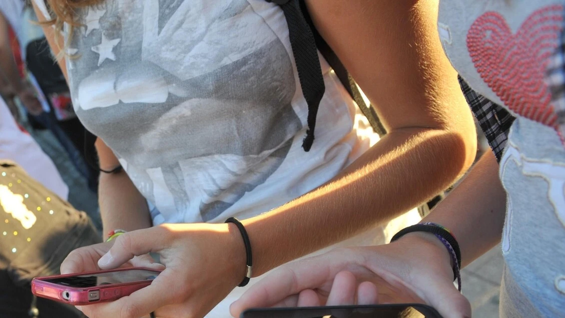 App Ue per la verifica dell'età hackerata, la Commissione corre ai ripari 