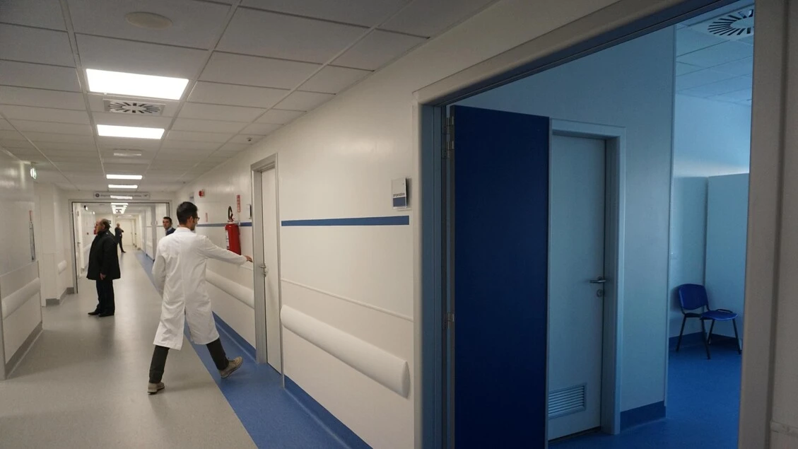 Poliziotto morto: appello a donazione sangue per agente ferito