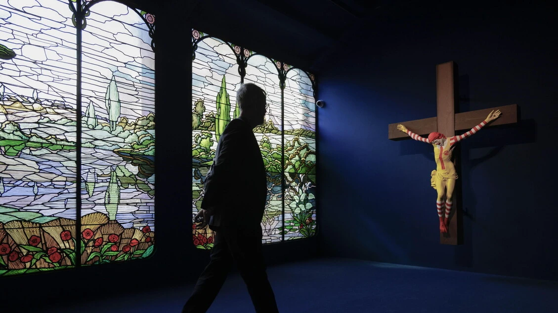 Slitta mostra 'Arte proibita', 