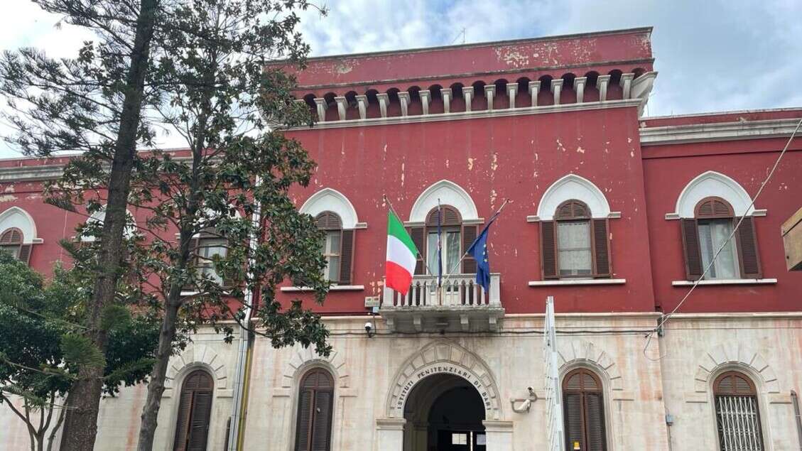 Disordini in carcere a Bari, chiuse indagini su tre detenuti